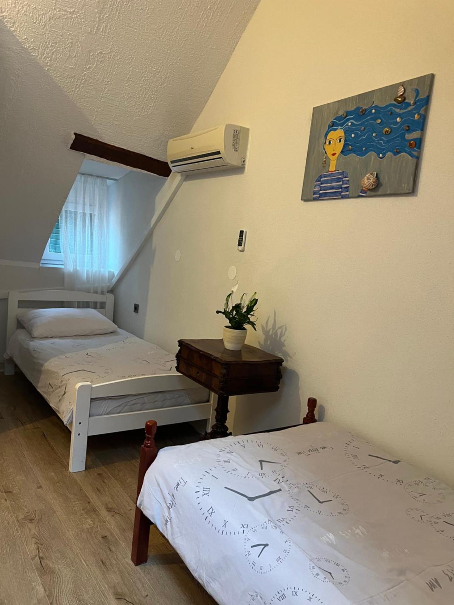 Apartment Nikolina Trogir Exterior photo