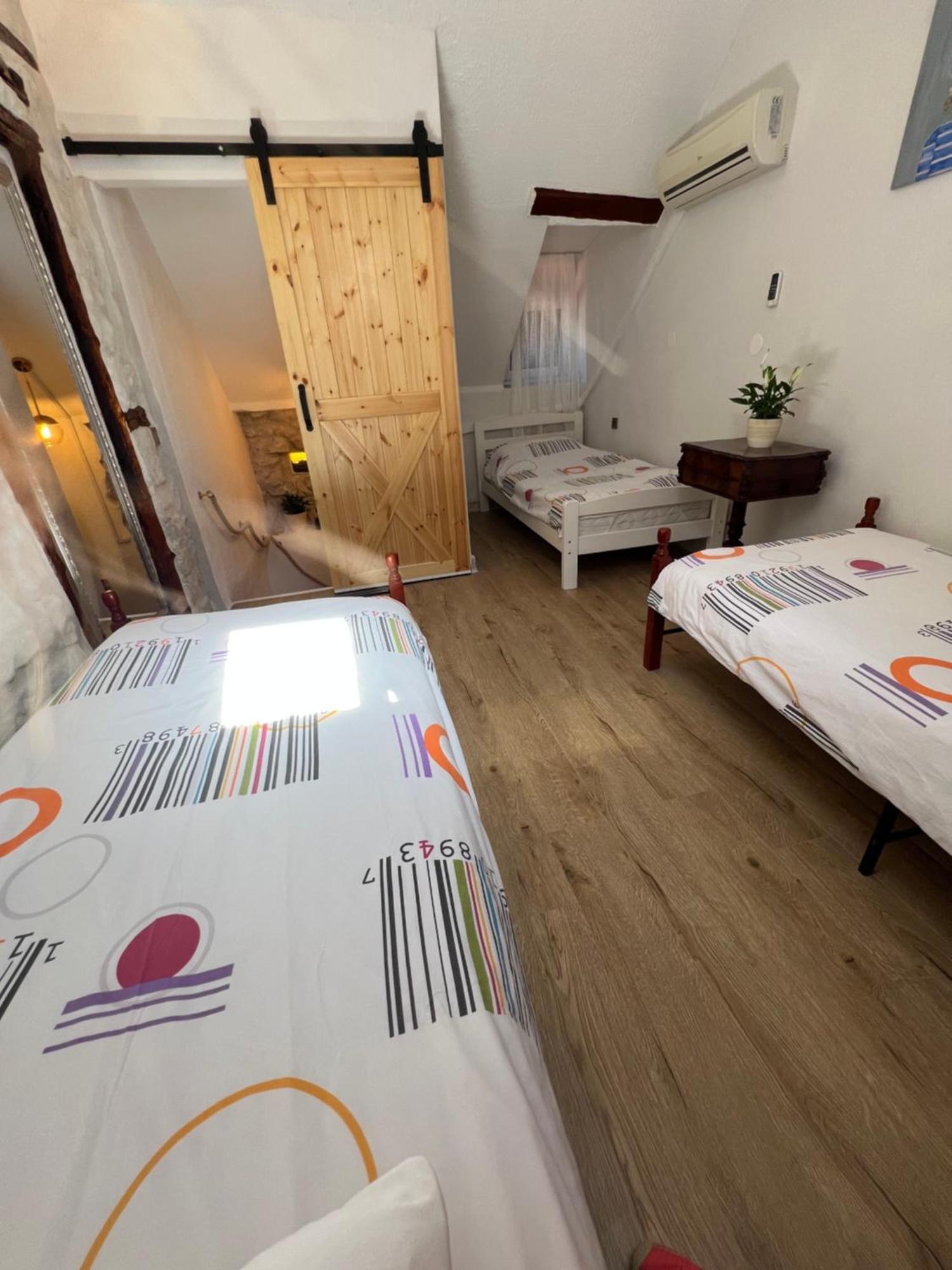 Apartment Nikolina Trogir Exterior photo
